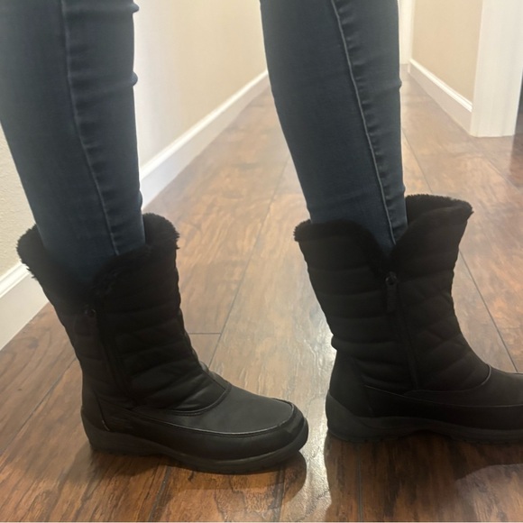 Totes Black Winter Boots for Women size 6 - Picture 2 of 9